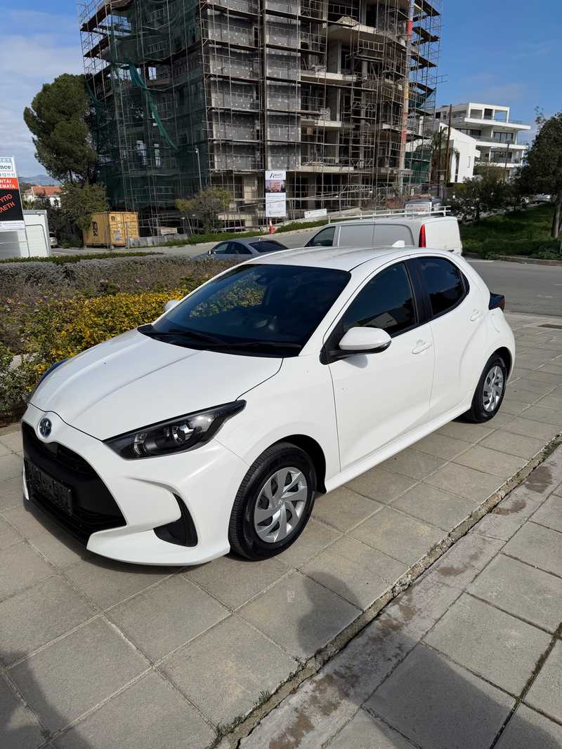 2022 Toyota Yaris 1,5L 2022 Cyprus