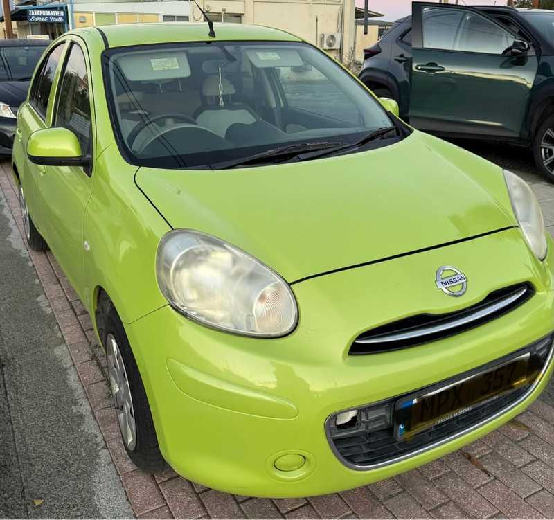 Nissan March 1,2L 2010