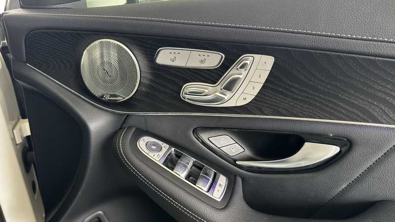 2022 Mercedes-Benz GLC-Class 2,0L 2022 Cyprus