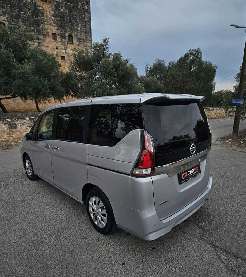 2022 Nissan Serena 2,0L 2022 Cyprus