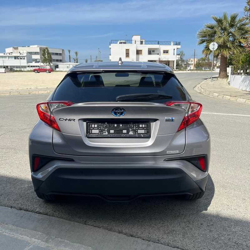2021 Toyota C-HR 1,8L 2021 Cyprus