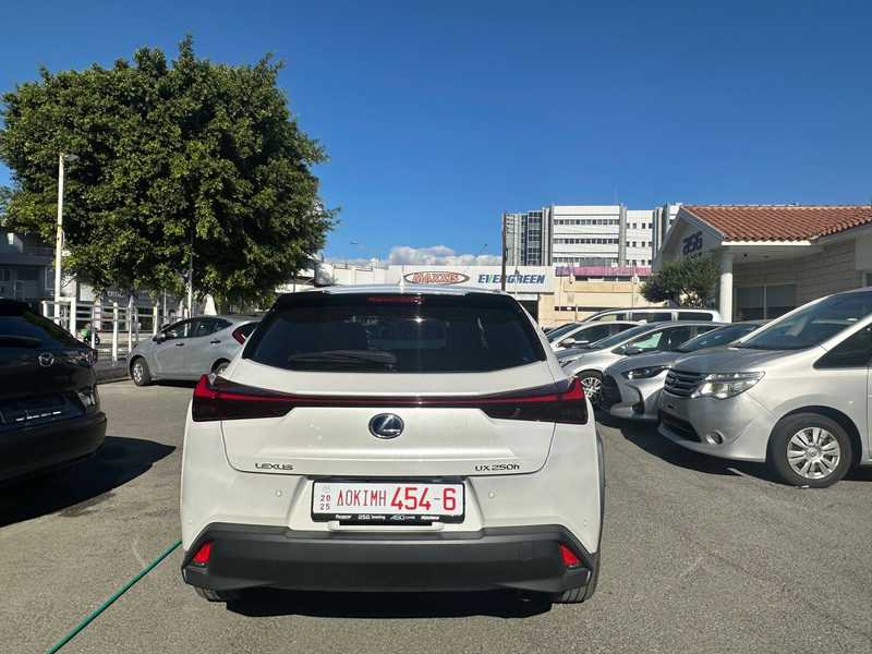 2021 Lexus UX 2,0L 2021 Cyprus