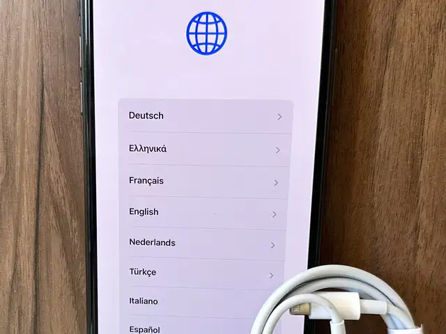 Iphone 11 pro max | 64gb | space grey | 81 battery | original cable | like new, Επαρχία Λεμεσού — Ερήμη