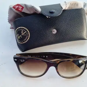 Ray-ban new sunglasses, Επαρχία Λευκωσίας — Άγιος Επιφάνειος Ορεινής