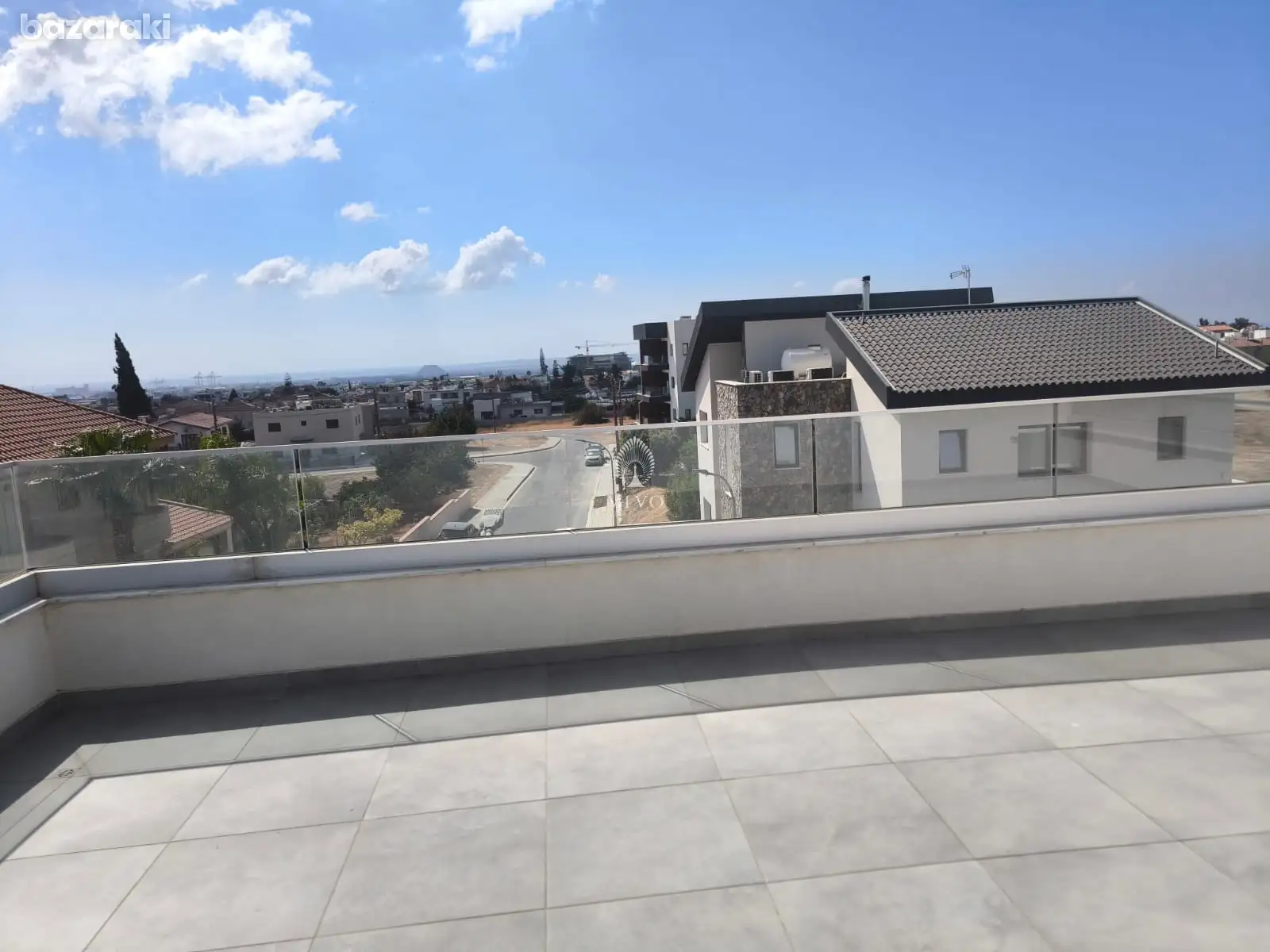 House, 3 bedrooms — 12