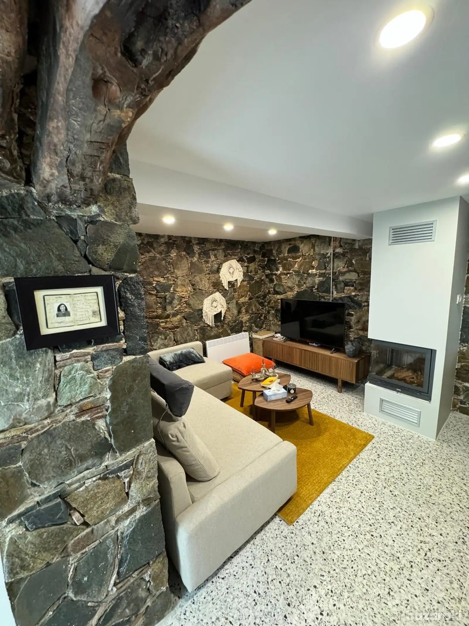 House, 2 bedrooms — 3