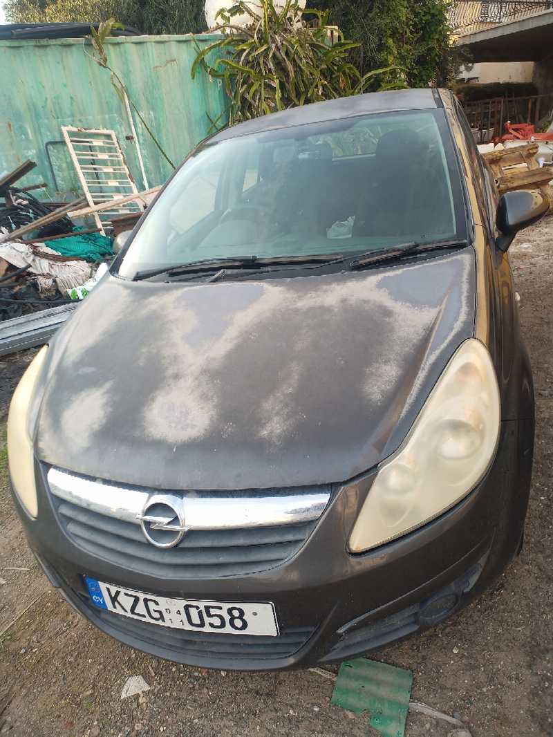 2011 Opel, Vauxhall Corsa 1,4L 2011 Cyprus