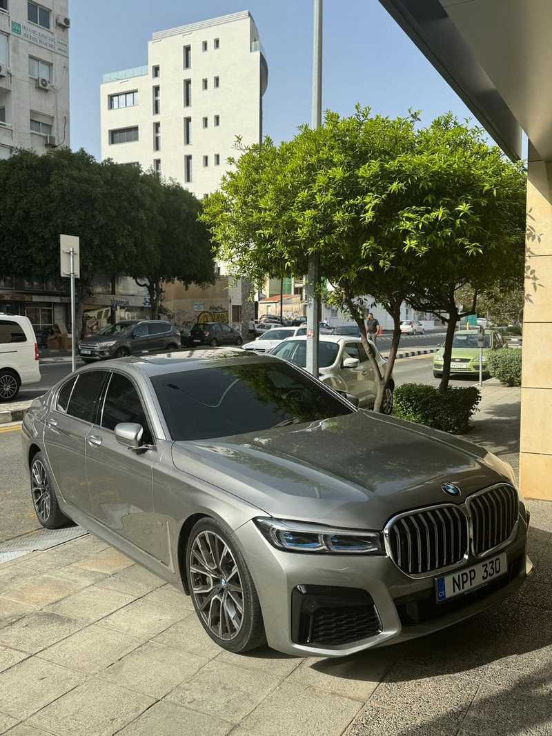 BMW 7-Series 5,0L 2020