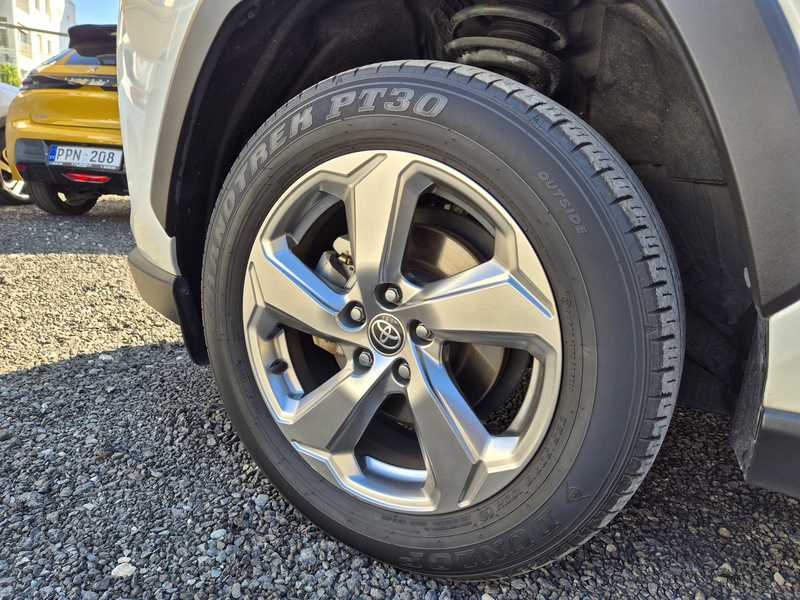 2021 Toyota RAV4 2,5L 2021 Cyprus