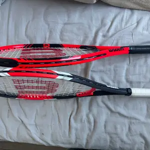 2x wilson tennis rackets, Famagusta — Paralimni