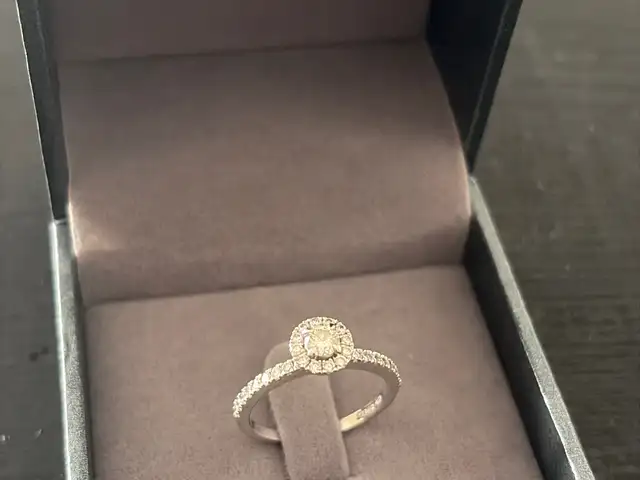 Lab grown diamond ring, Επαρχία Λευκωσίας — Στρόβολος - Ακρόπολη