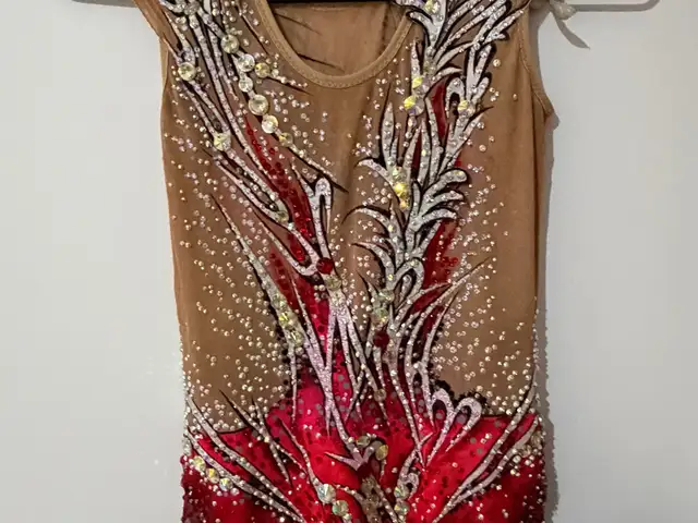 Rhythmic gymnastic costume, Επαρχία Λεμεσού — Γερμασόγεια