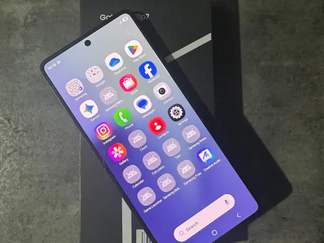 Samdung zflip 256gb, Επαρχία Αμμοχώστου — Αγία Νάπα