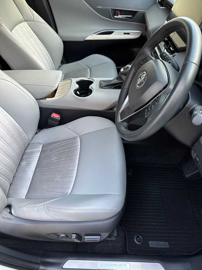 2022 Toyota Harrier 2,5L 2022 Cyprus