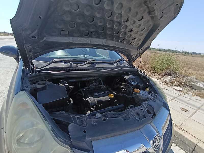 2010 Opel, Vauxhall Corsa 1,0L 2010 Cyprus