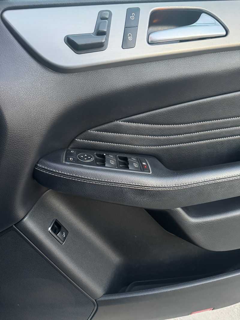 2013 Mercedes-Benz M-Class 2,1L 2013 Cyprus