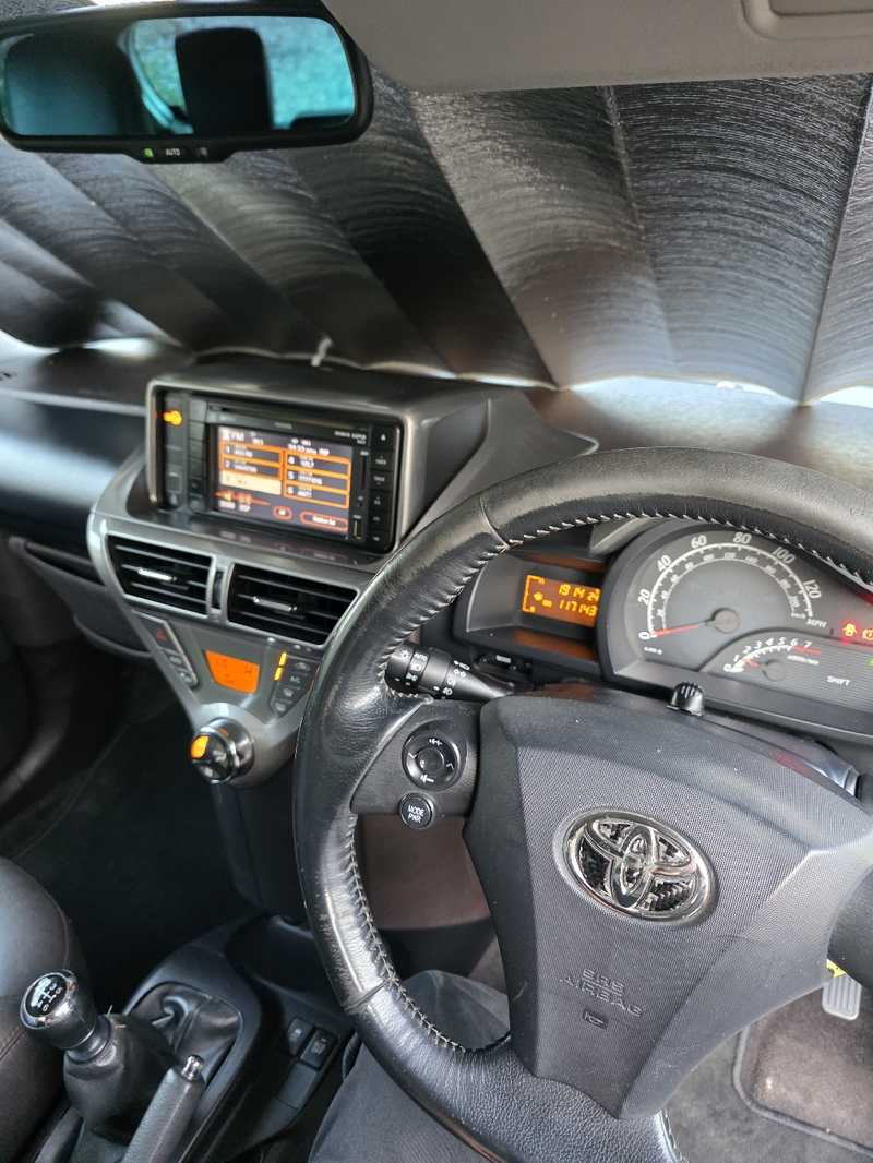 2009 Toyota IQ 1,3L 2009 Cyprus