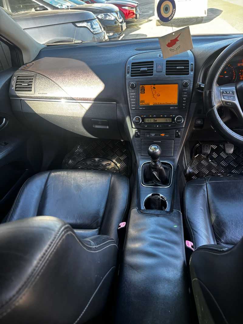 2010 Toyota Avensis 2,0L 2010 Cyprus