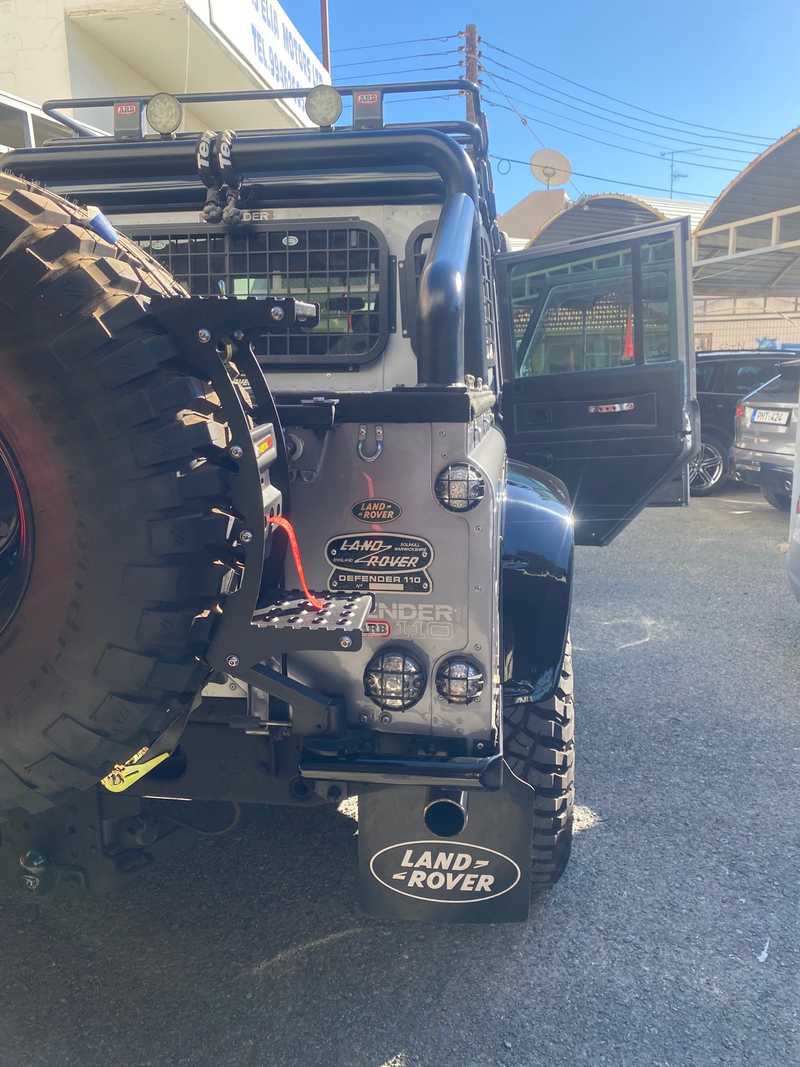 2004 Land Rover Defender 2,5L 2004 Cyprus
