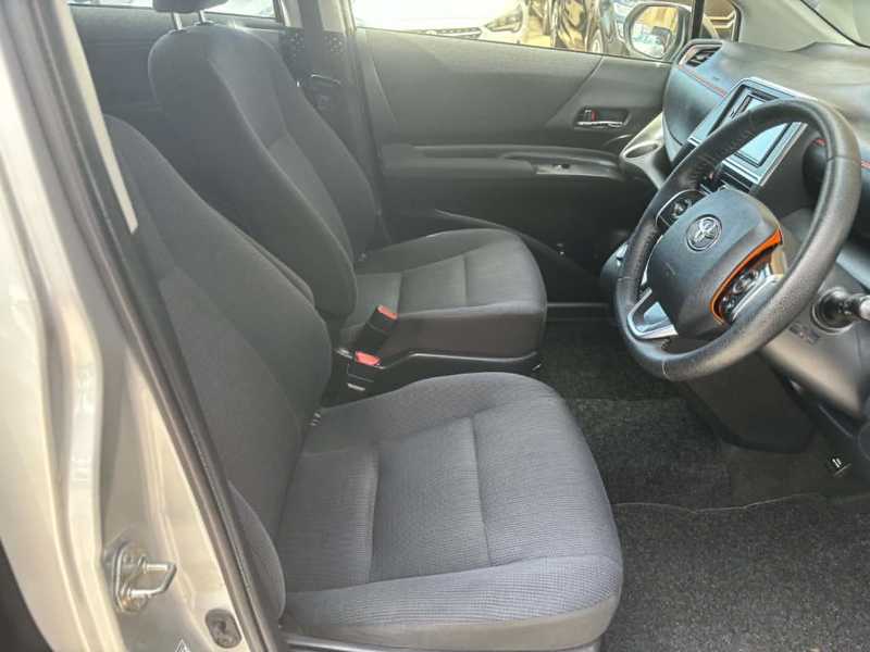 2016 Toyota Sienta 1,5L 2016 Cyprus
