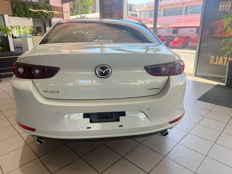 2023 Mazda 3 2,0L 2023 Cyprus