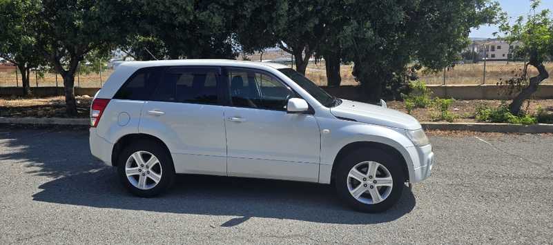 2007 Suzuki Escudo 2,0L 2007 Cyprus