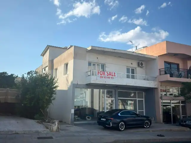 4-bedroom semi-detached for sale, Nicosia — Palouriotissa