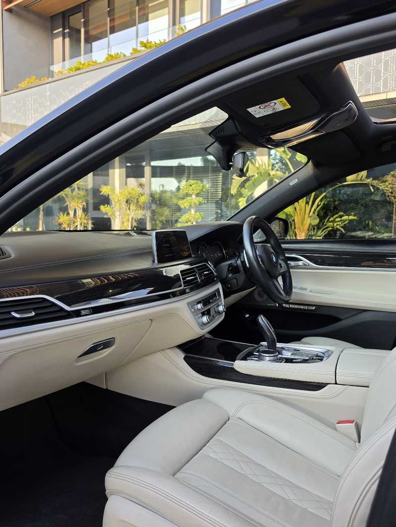 2017 BMW 7-Series 3,0L 2017 Cyprus