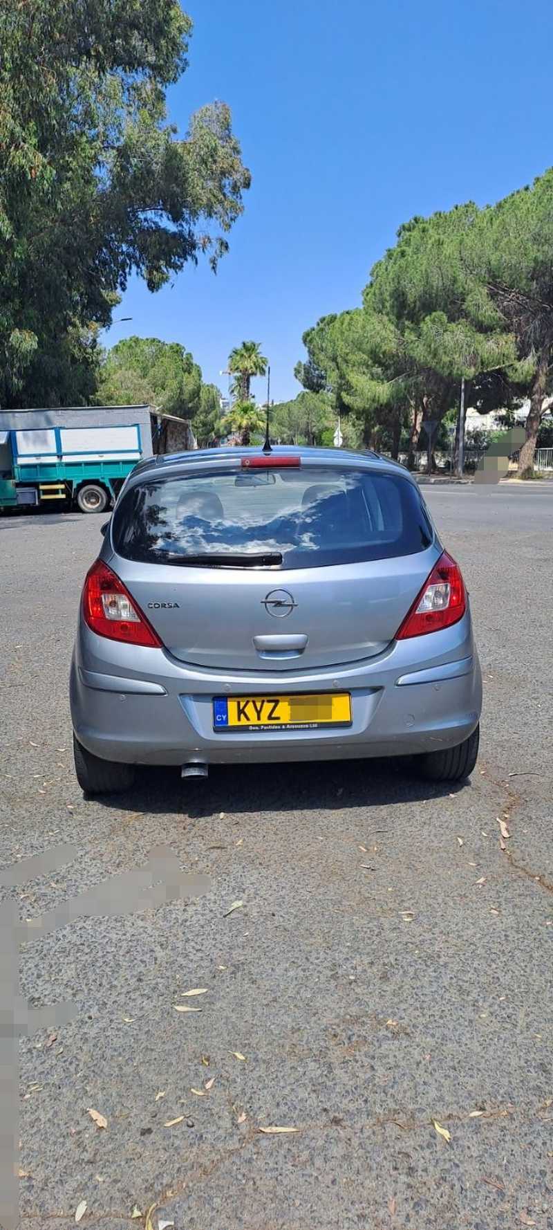 2011 Opel, Vauxhall Corsa 5,9L 2011 Cyprus