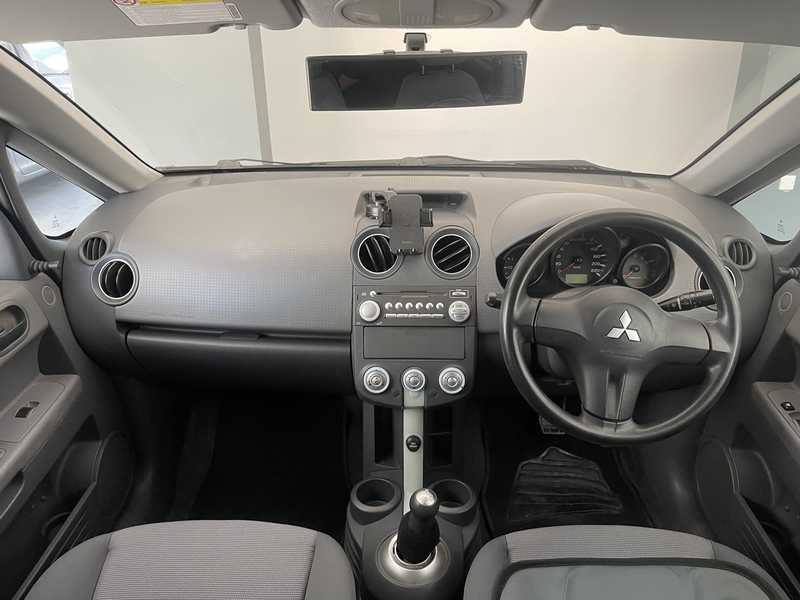 2005 Mitsubishi Colt 1,3L 2005 Cyprus