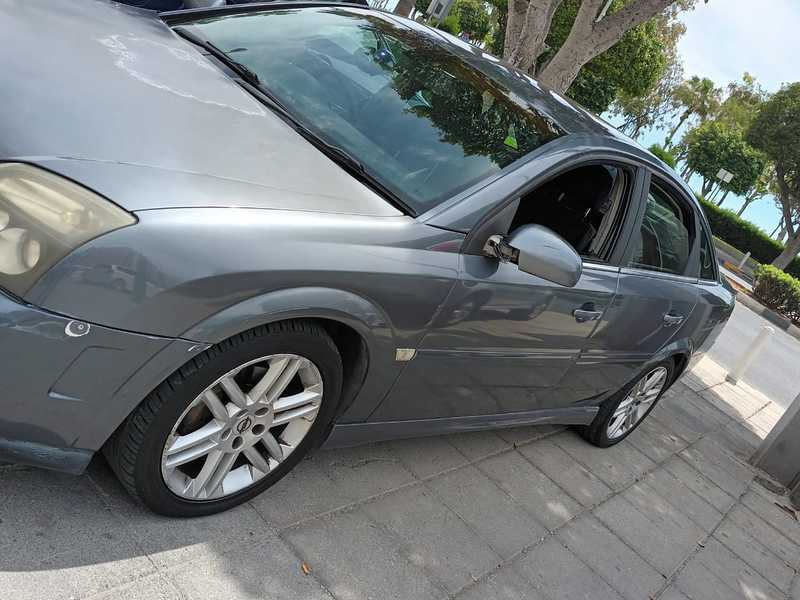 Opel, Vauxhall Vectra 2,2L 2004