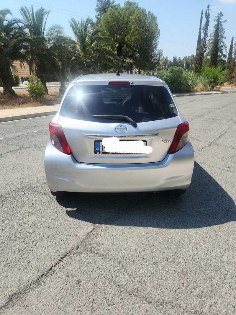 2013 Toyota Vitz 1,3L 2013 Cyprus