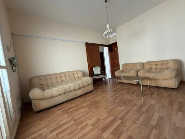 For sharing- spacious 4-bedroom apartment in larnaca centre, Larnaca — Larnaka - Arch Makarios III