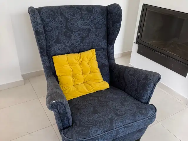 Armchair, Επαρχία Λάρνακας — Λιβάδια Λάρνακας