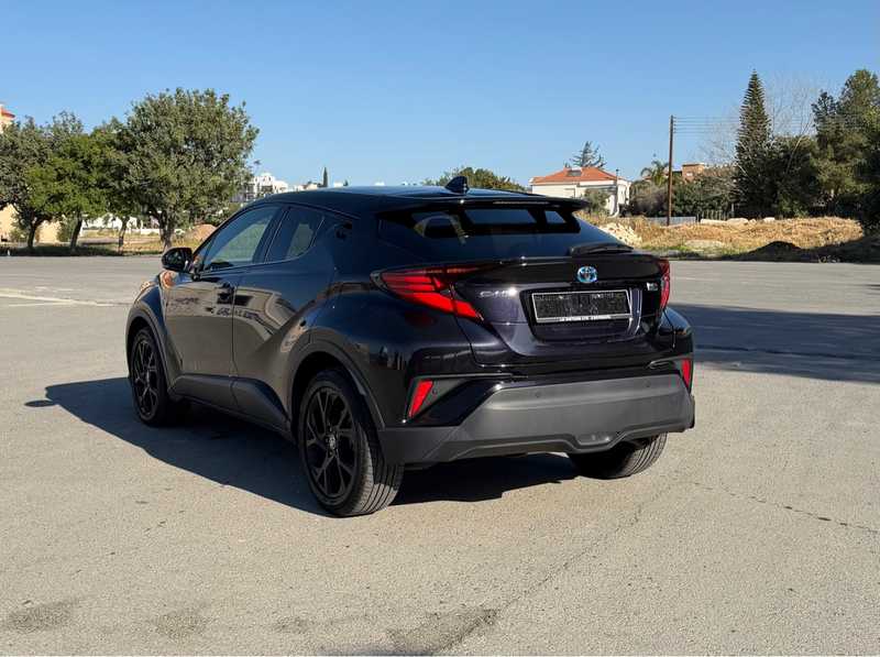2021 Toyota C-HR 1,8L 2021 Cyprus