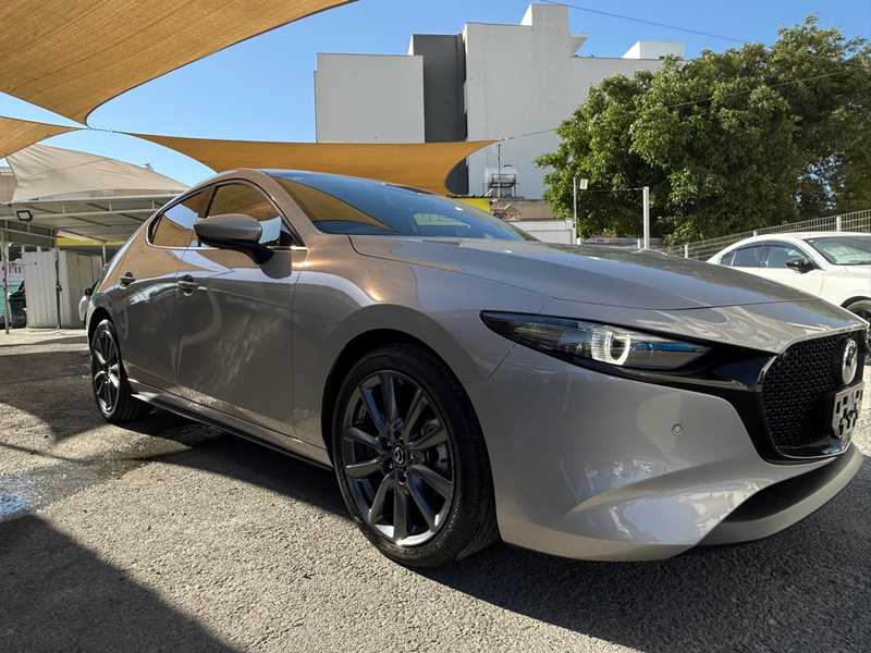 Mazda 3 2,0L 2023