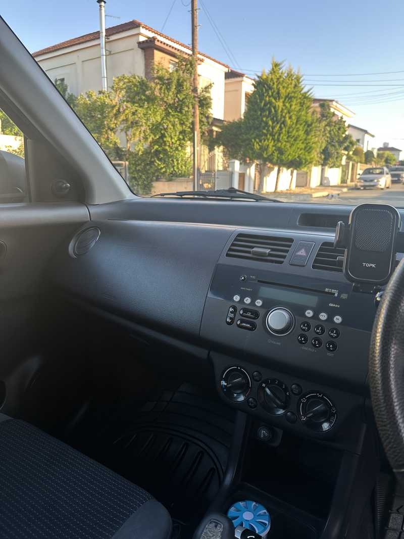 2009 Suzuki Swift 1,3L 2009 Cyprus