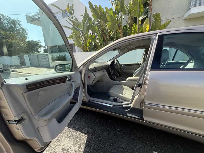 2002 Mercedes-Benz C-Class 2,0L 2002 Cyprus