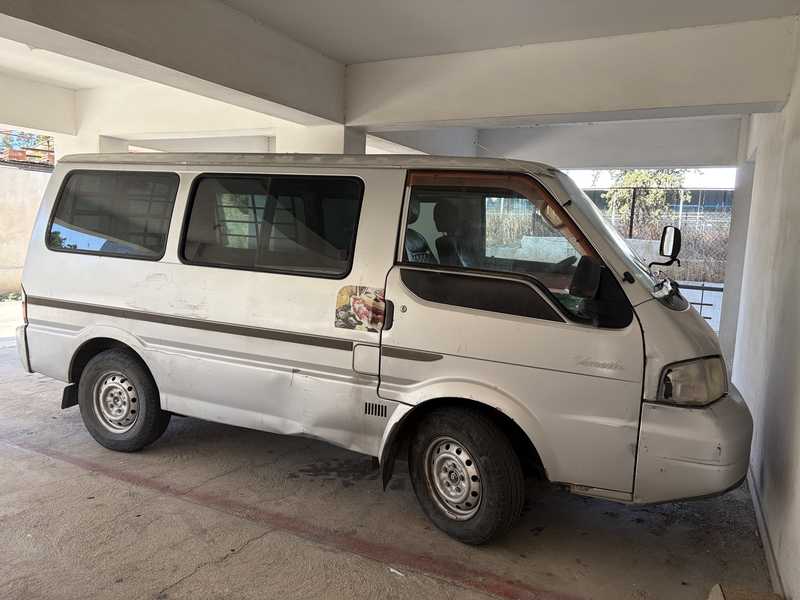 Nissan Vanette 2,1L 2003