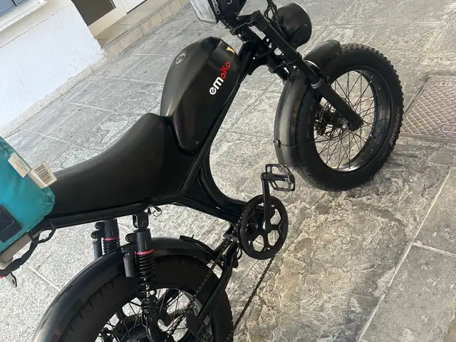 Emoko c93 for sell, Επαρχία Λεμεσού — Λεμεσός - Αγία Ζώνη
