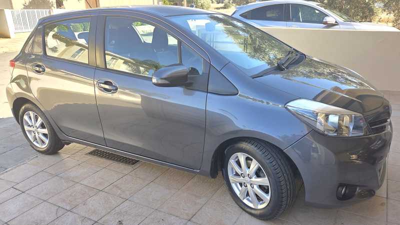 2012 Toyota Yaris 1,3L 2012 Cyprus