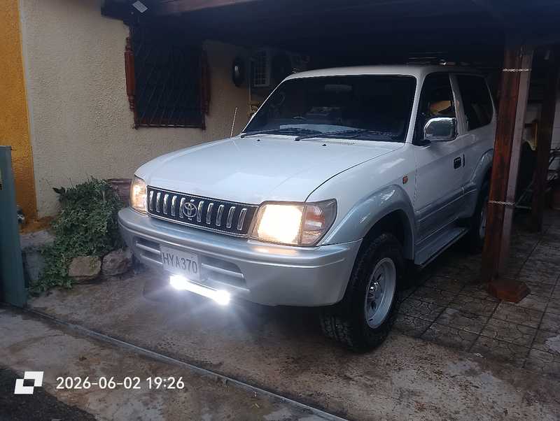 1997 Toyota Land Cruiser 200 3,0L 1997 Cyprus