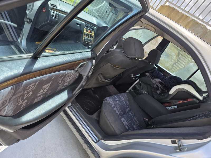 1999 Mercedes-Benz E-Class 2,0L 1999 Cyprus