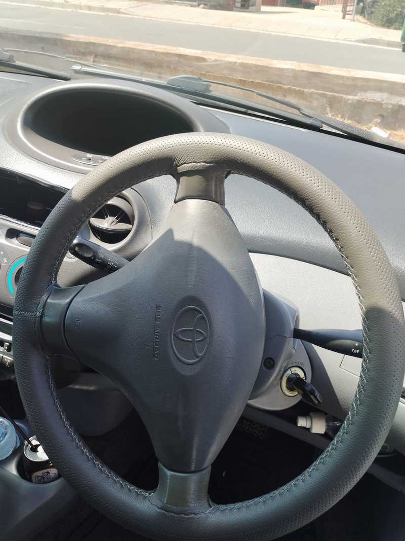 2001 Toyota Vitz 1,0L 2001 Cyprus