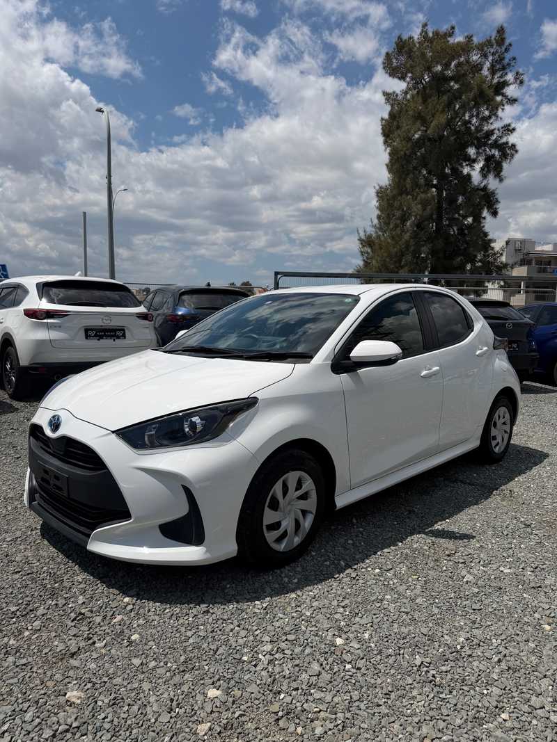 2022 Toyota Yaris 1,5L 2022 Cyprus