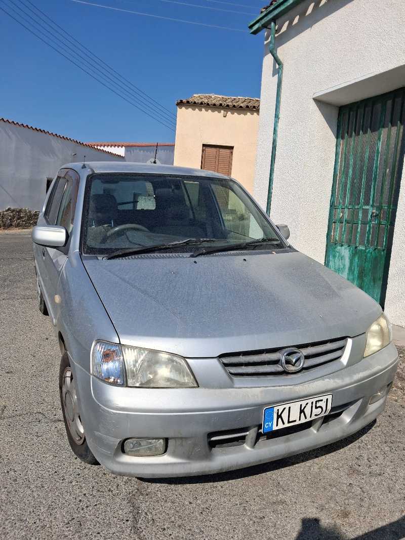 Mazda Demio 1,3L 2000