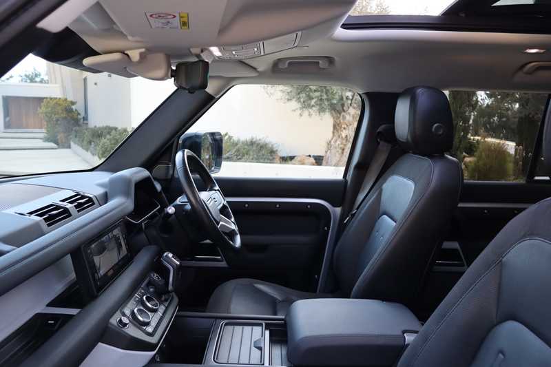 2021 Land Rover Defender 2,0L 2021 Cyprus