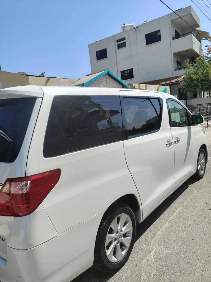 Toyota Alphard 3,4L 2013