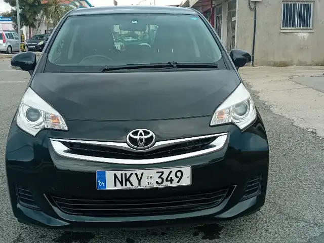 Toyota Ractis