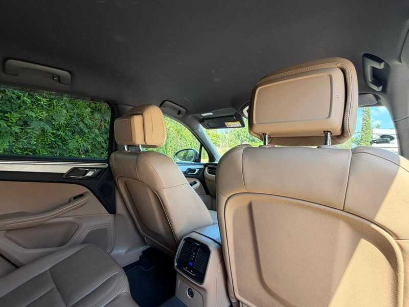 2019 Porsche Macan 2,0L 2019 Cyprus